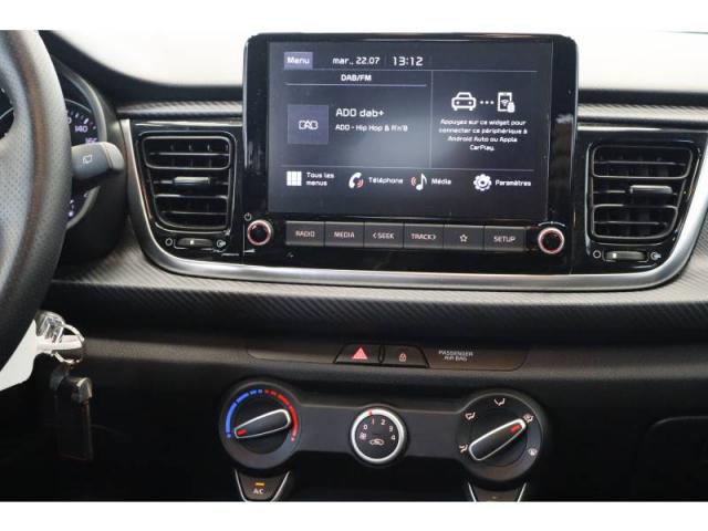 Kia Rio image 2