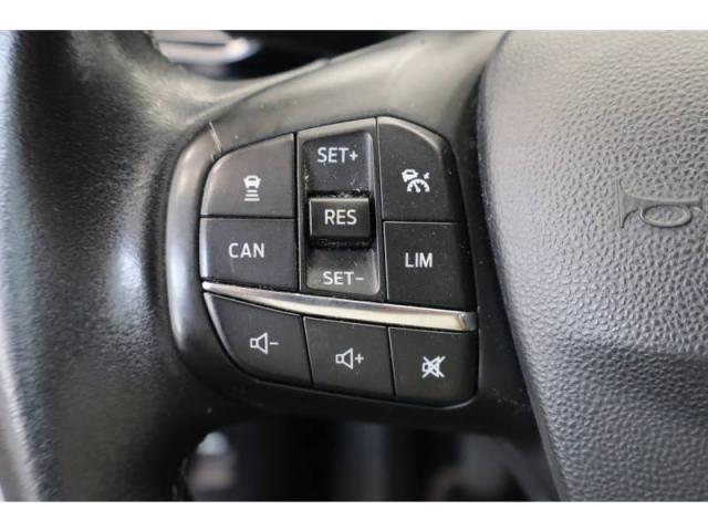 Ford Fiesta image 8
