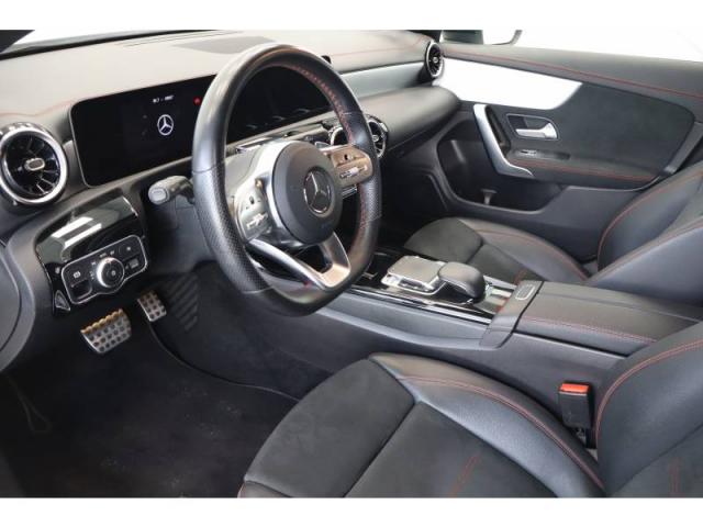 Mercedes Benz Cla image 8