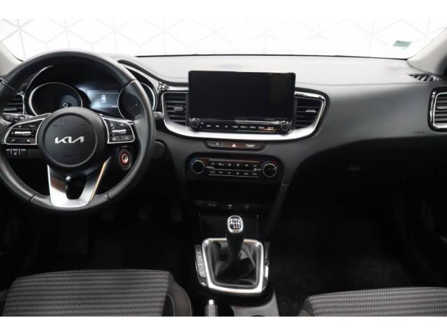 Kia Ceed image 2