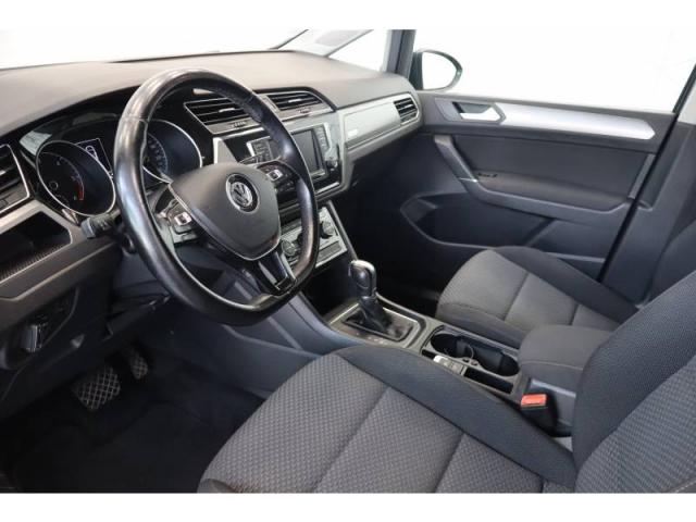 Volkswagen Touran image 7