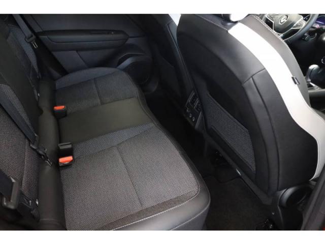 Renault Captur image 6