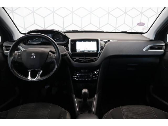Peugeot 208 image 7