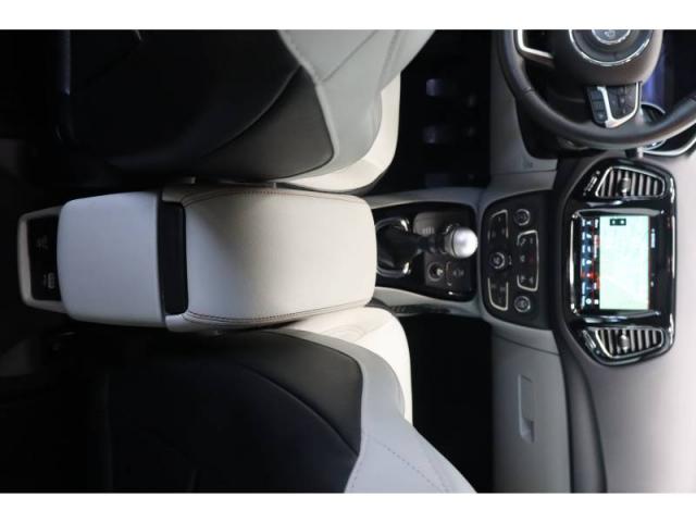 Jeep Compass image 5