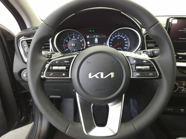 Kia Ceed image 2