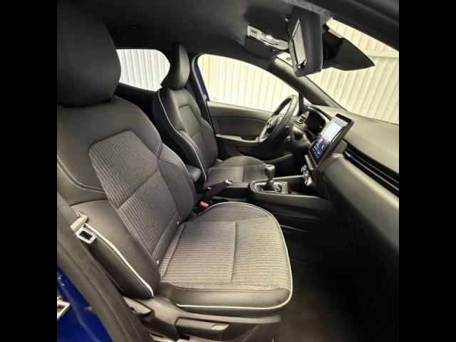Mitsubishi Colt image 4