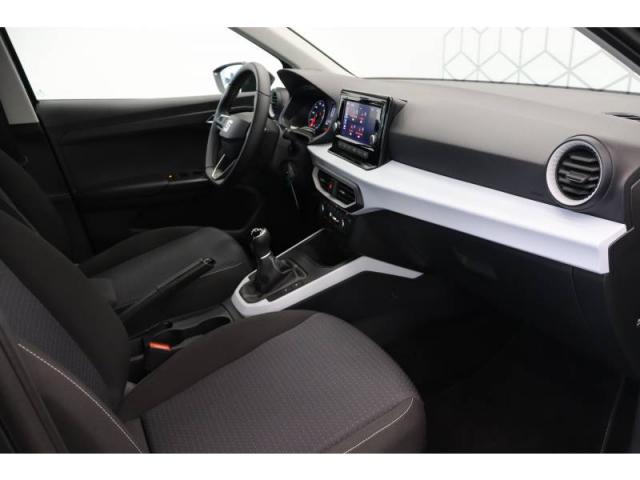 Seat Arona image 1