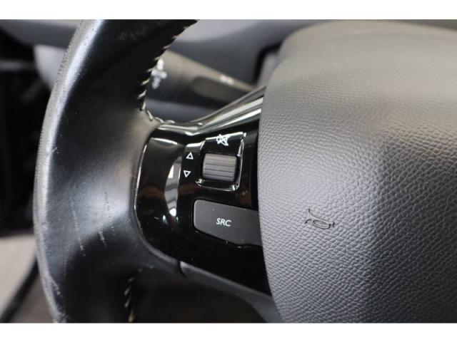 Peugeot 308 image 7