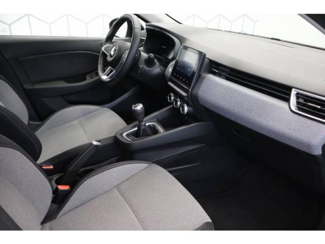 Mitsubishi Colt image 6