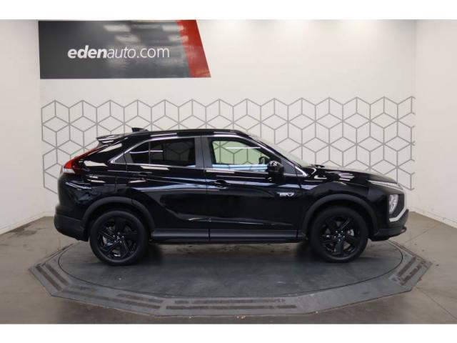 Mitsubishi Eclipse Cross image 9