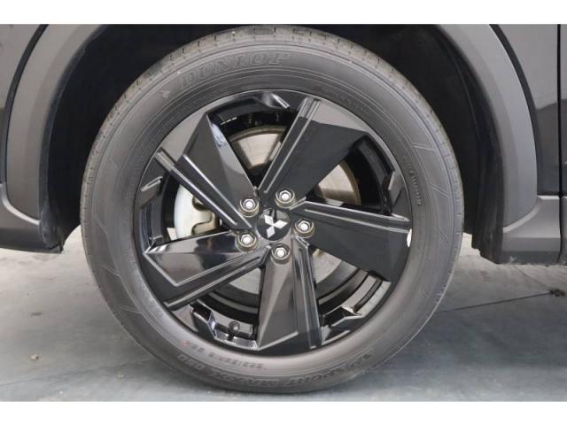 Mitsubishi Eclipse Cross image 8