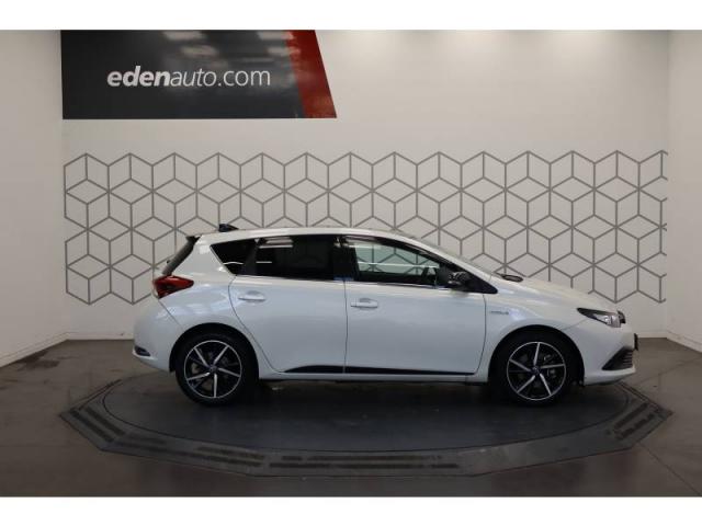 Toyota Auris image 7