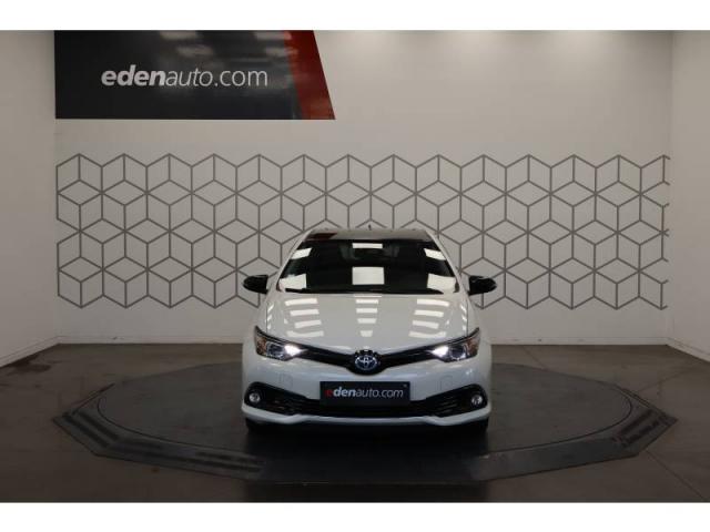 Toyota Auris image 9