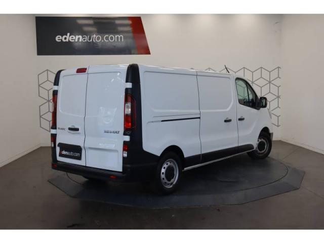 Renault Trafic image 2