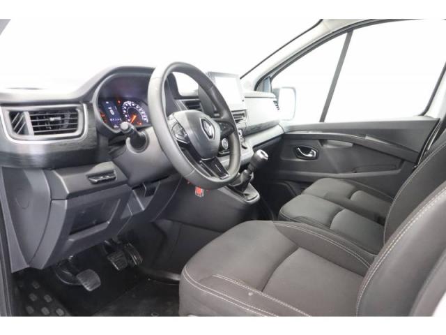 Renault Trafic image 4