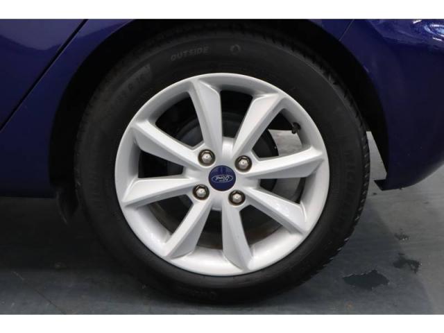 Ford Fiesta image 3