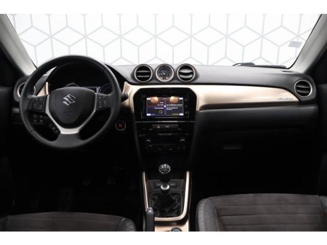 Suzuki Vitara image 5