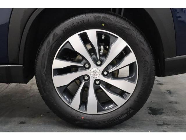 Suzuki S-Cross image 1