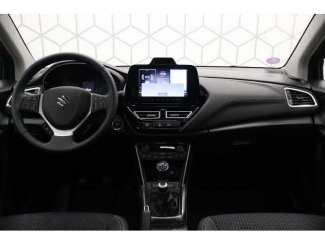Suzuki S-Cross image 9