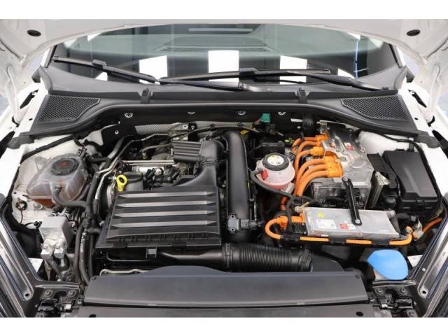 Skoda Octavia image 6