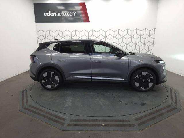 Mitsubishi Eclipse Cross image 8