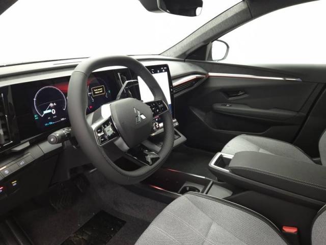 Mitsubishi Eclipse Cross image 1