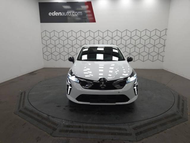 Mitsubishi Colt image 8