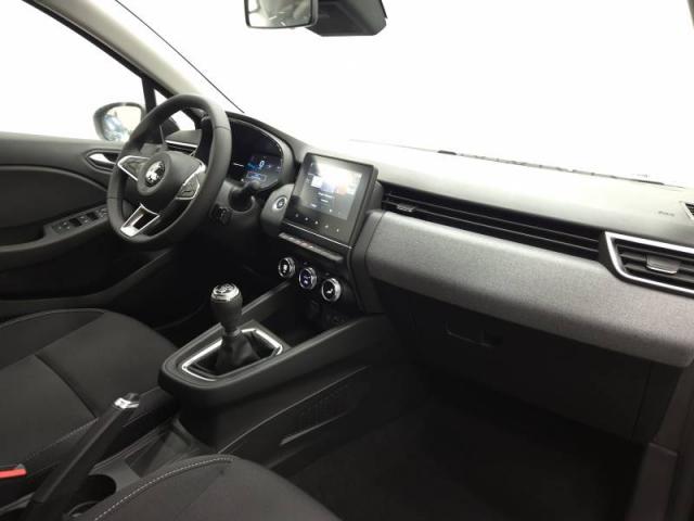 Mitsubishi Colt image 9