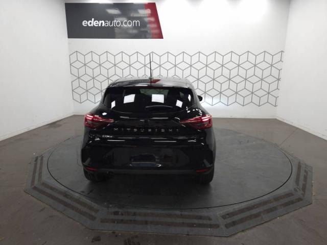 Mitsubishi Colt image 7