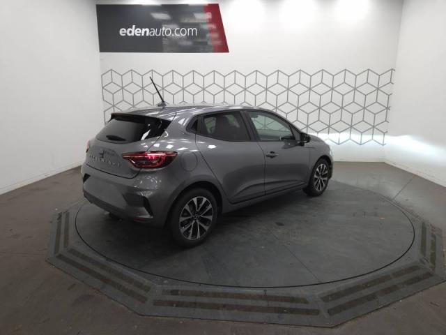 Mitsubishi Colt image 3