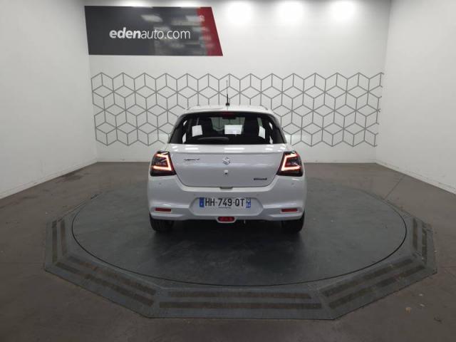 Suzuki Swift image 8