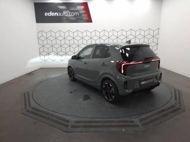 Kia Picanto image 6