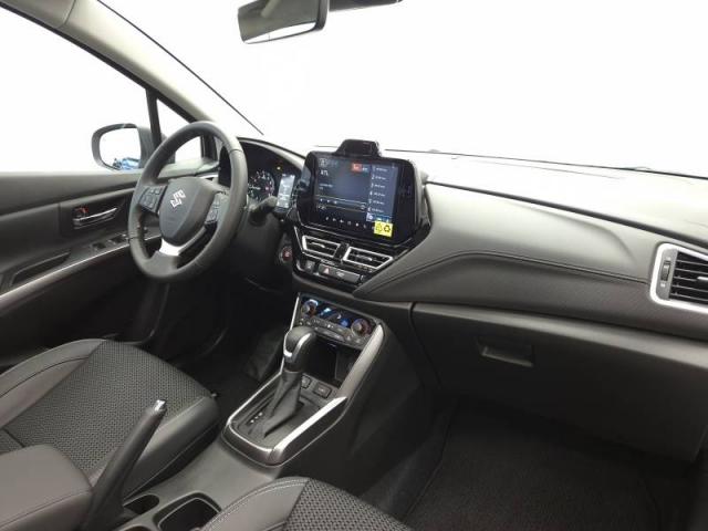 Suzuki S-Cross image 8