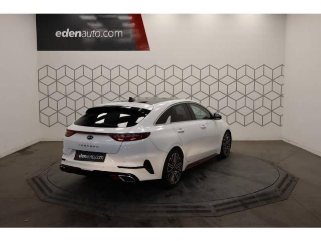 Kia Pro_cee'D image 2