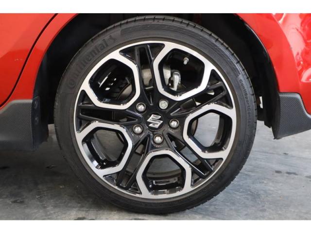 Suzuki Swift image 6