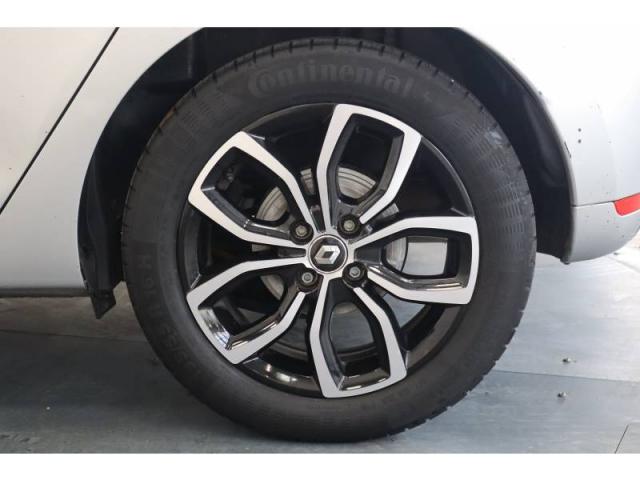 Renault Clio image 8