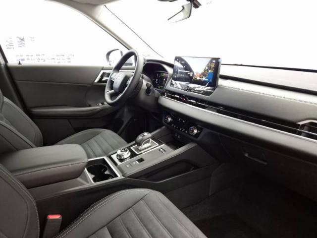 Mitsubishi Outlander image 5