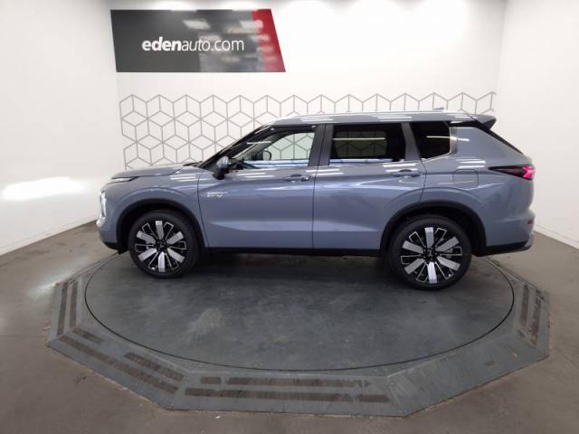 Mitsubishi Outlander image 3