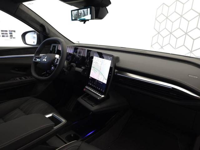 Mitsubishi Eclipse Cross image 1