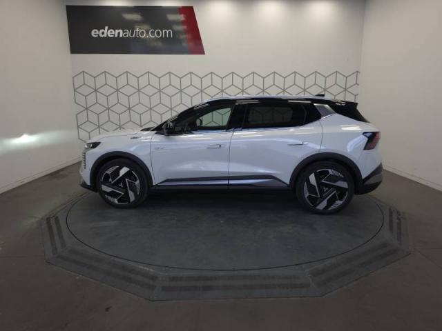 Mitsubishi Eclipse Cross image 2