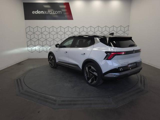 Mitsubishi Eclipse Cross image 9