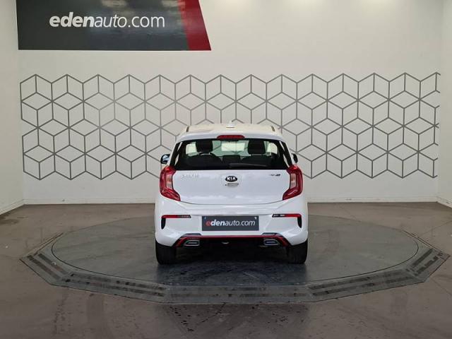 Kia Picanto image 8