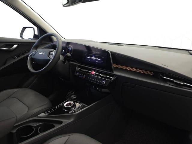 Kia Niro image 5