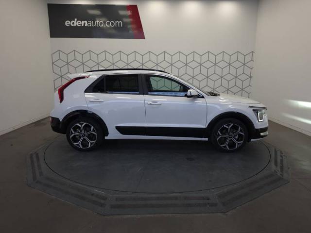 Kia Niro image 9