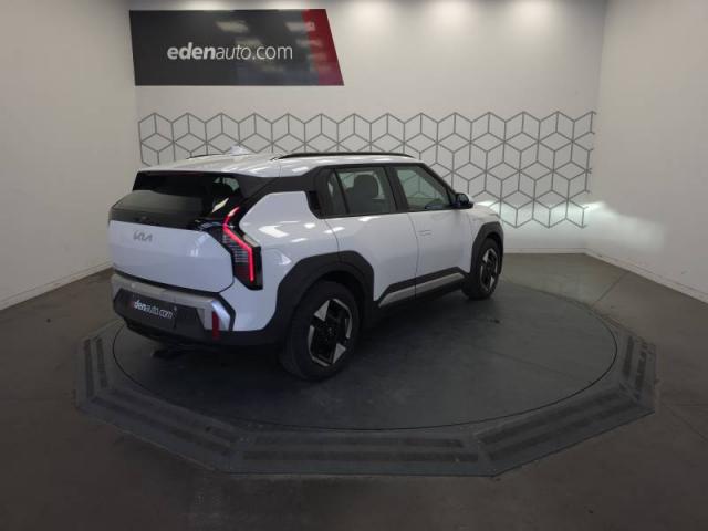 Kia Ev3 image 9