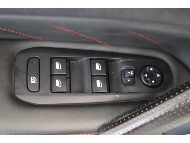Peugeot 308 image 9