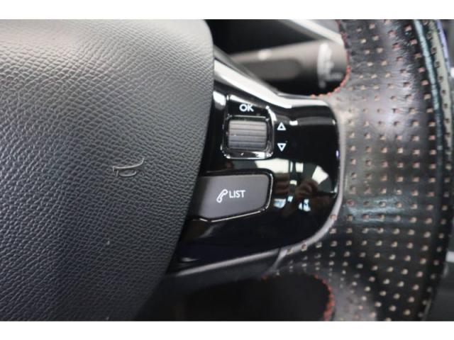 Peugeot 308 image 7