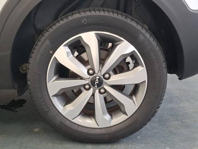 Kia Stonic image 9