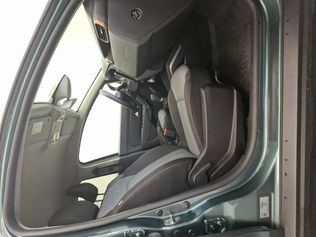 Dacia Duster image 2