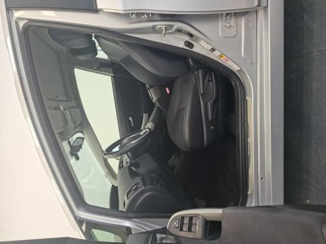Toyota Prius image 8